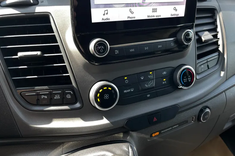 Ford Transit Custom din 2021 cu 81.986 km - oferta FOR208274 - foto 13