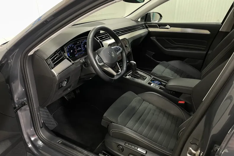 Volkswagen Passat din 2021 cu 67.451 km - oferta VOL208276 - foto 5