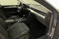 Volkswagen Passat din 2021 cu 67.451 km - oferta VOL208276 - foto 9