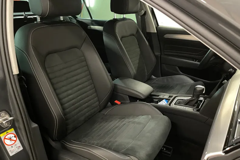 Volkswagen Passat din 2021 cu 67.451 km - oferta VOL208276 - foto 10