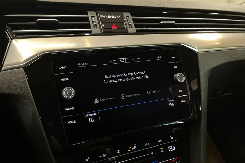 Volkswagen Passat din 2021 cu 67.451 km - oferta VOL208276 - foto 14