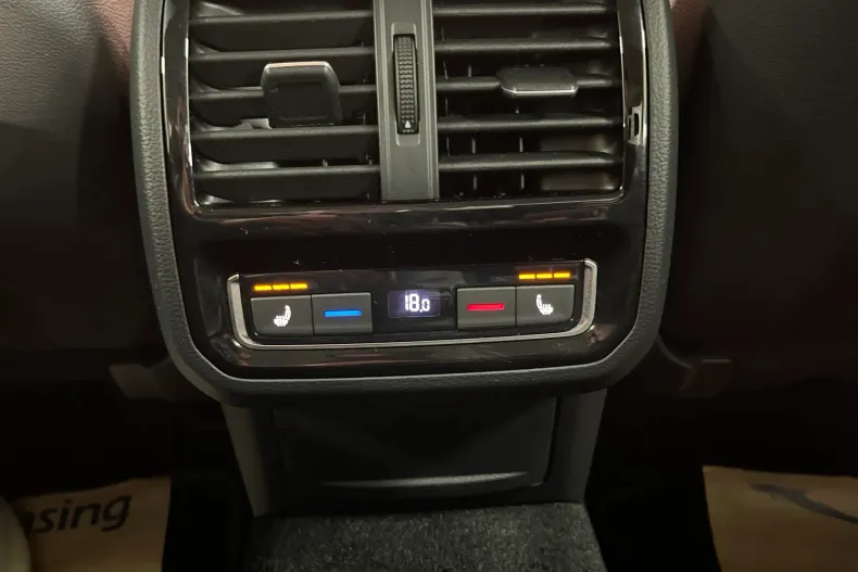 Volkswagen Passat din 2021 cu 67.451 km - oferta VOL208276 - foto 21