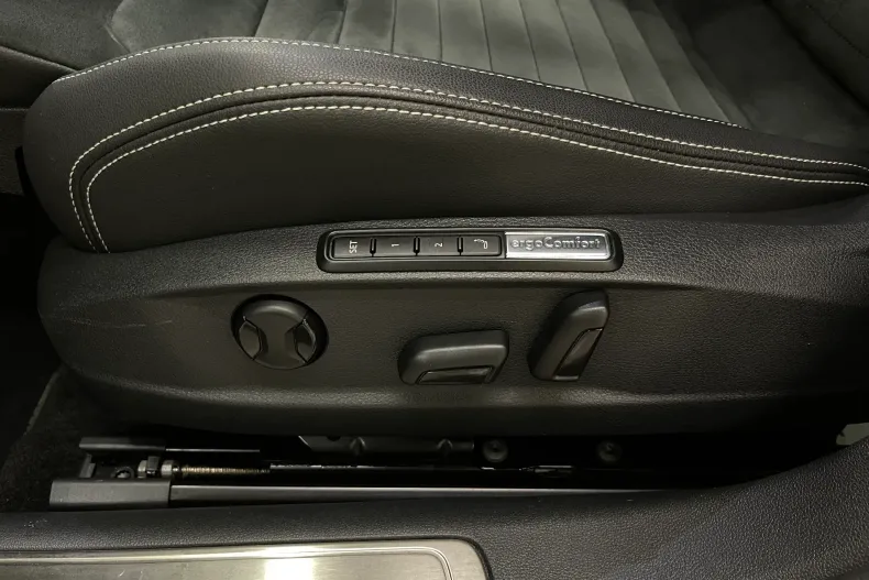 Volkswagen Passat din 2021 cu 67.451 km - oferta VOL208276 - foto 22