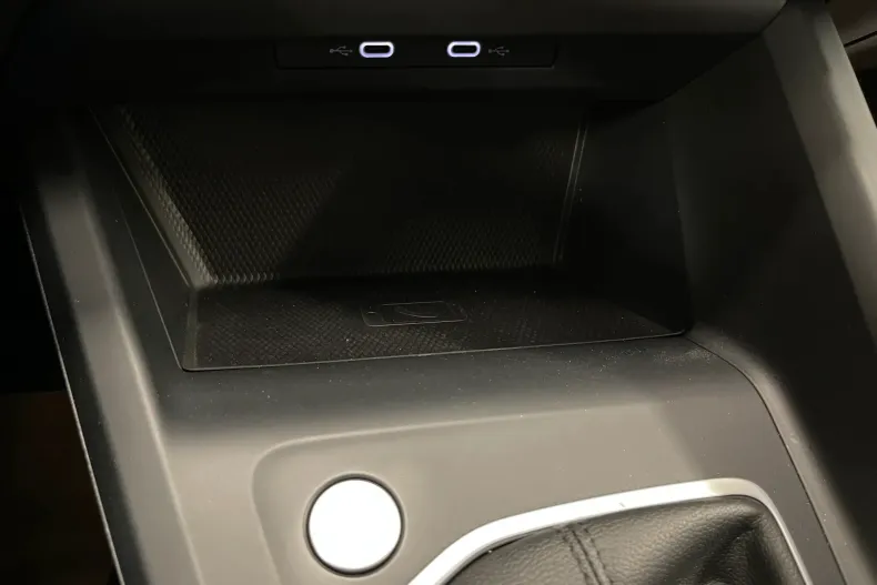 Volkswagen Golf din 2022 cu 48.486 km - oferta VOL208279 - foto 23