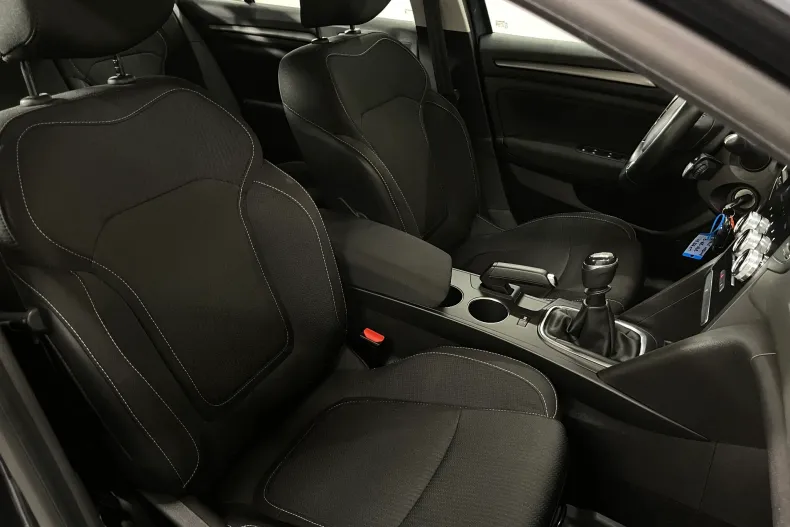 Renault Megane din 2021 cu 49.985 km - oferta REN208285 - foto 10