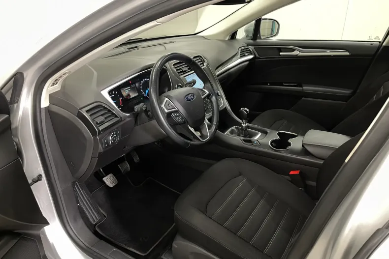 Ford Mondeo din 2021 cu 62.458 km - oferta FOR208286 - foto 5