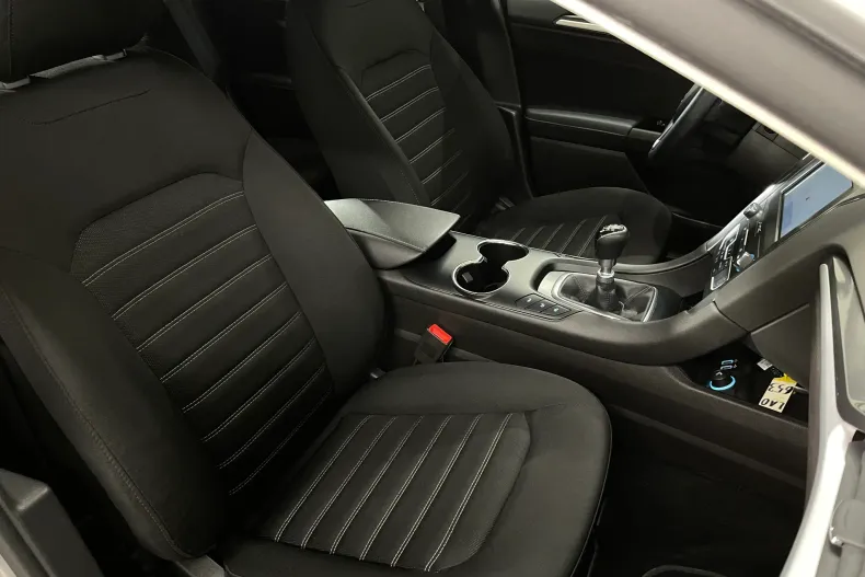 Ford Mondeo din 2021 cu 62.458 km - oferta FOR208286 - foto 10