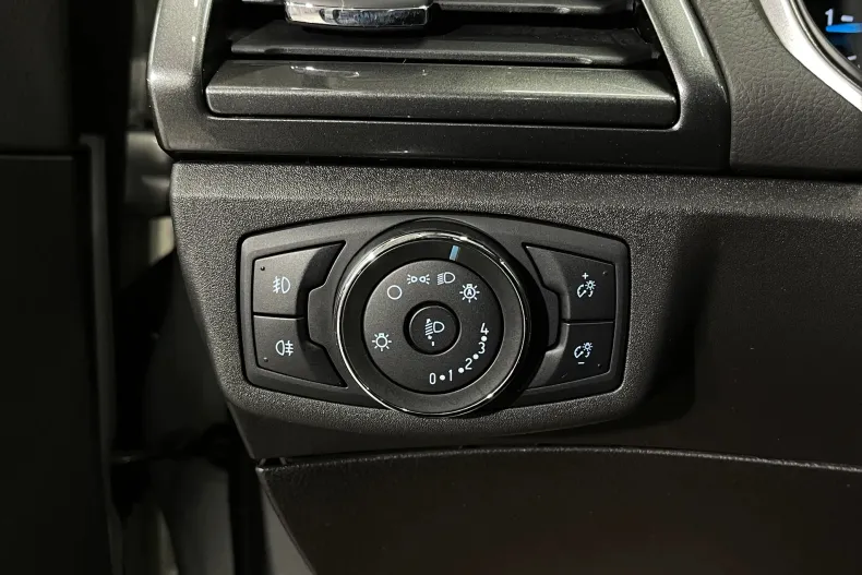 Ford Mondeo din 2021 cu 62.458 km - oferta FOR208286 - foto 21