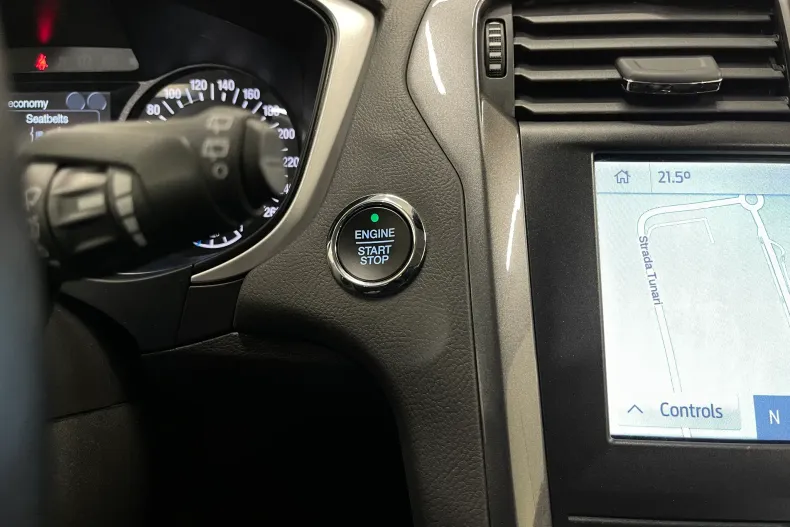 Ford Mondeo din 2021 cu 62.458 km - oferta FOR208286 - foto 24