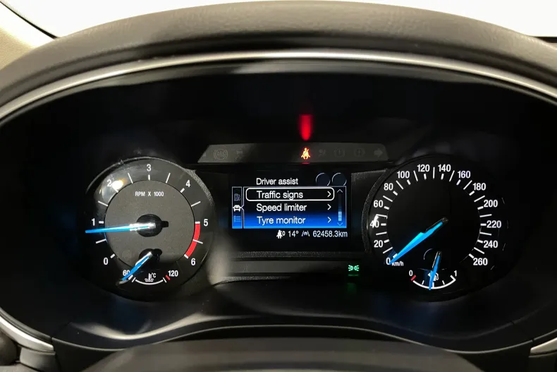 Ford Mondeo din 2021 cu 62.458 km - oferta FOR208286 - foto 26