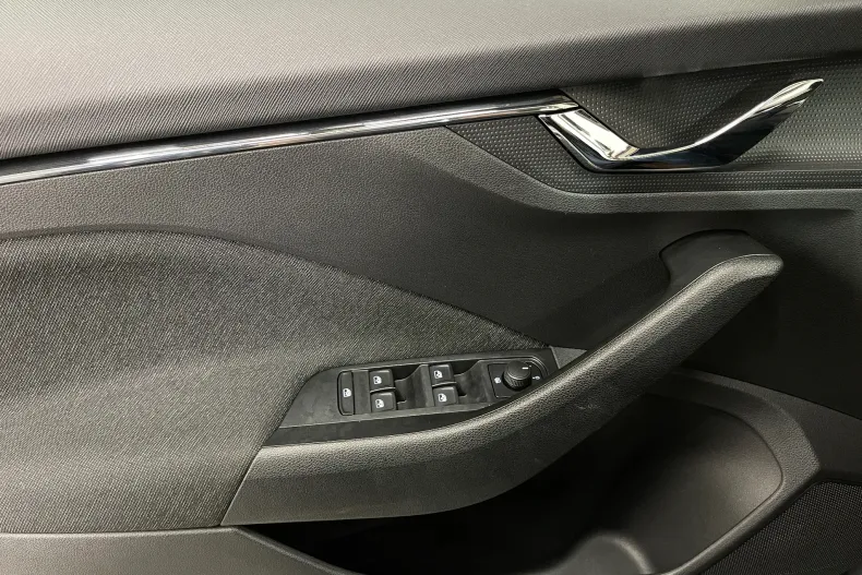 Skoda Kamiq din 2022 cu 71.530 km - oferta SKO208287 - foto 23