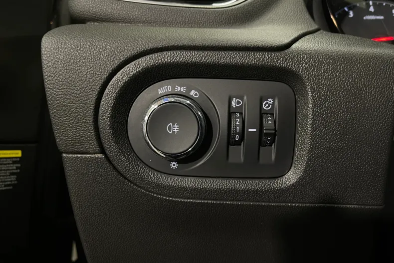 Opel Grandland (X) din 2021 cu 123.616 km - oferta OPE208290 - foto 18