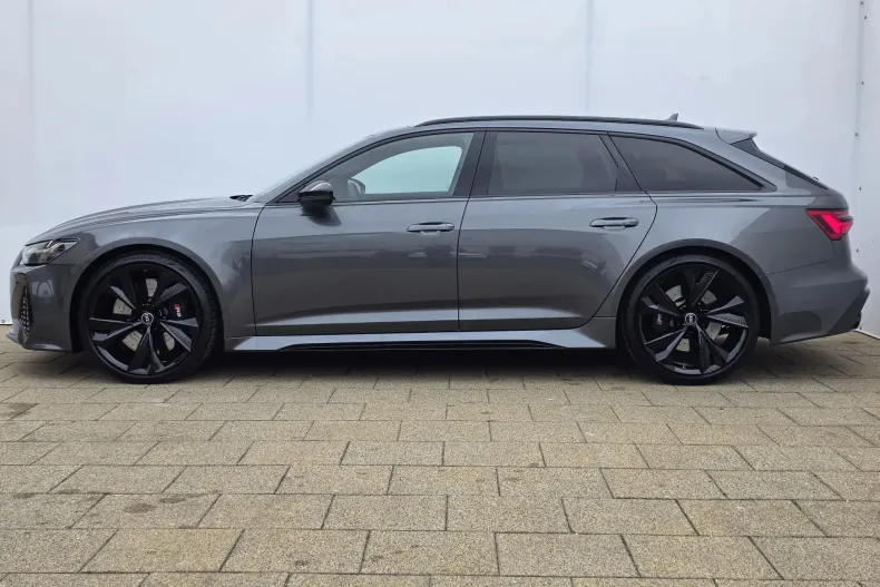 Audi RS6 din 2023 cu 31.725 km - oferta AUD208296 - foto 4