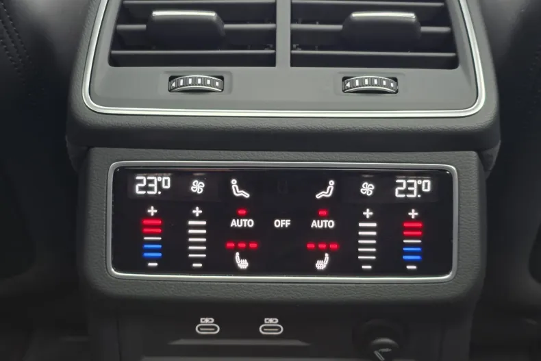 Audi RS6 din 2023 cu 31.725 km - oferta AUD208296 - foto 24