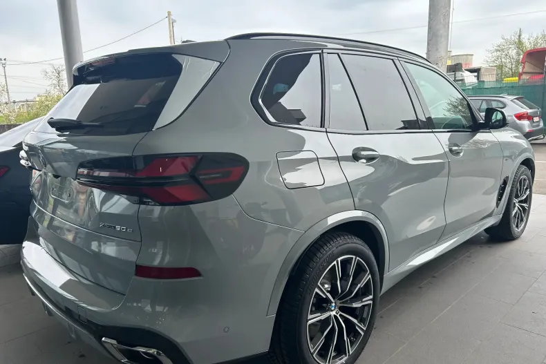 BMW X5 (Seria X) din 2026 cu 7 km - oferta BMW208299 - foto 4