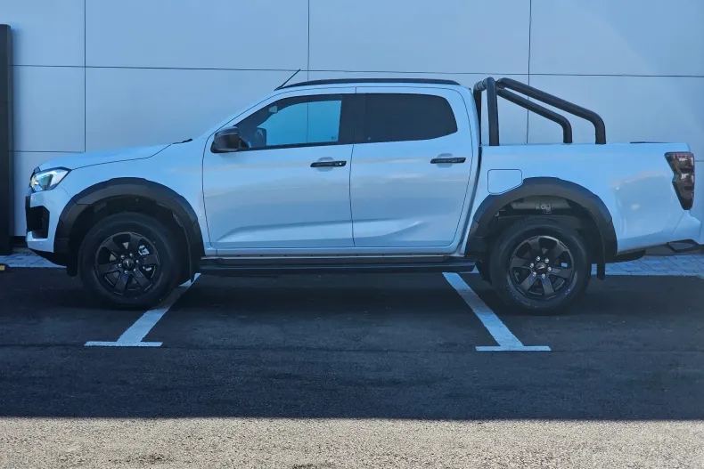 Isuzu D-Max din 2024 cu 5.500 km - oferta ISU208301 - foto 3