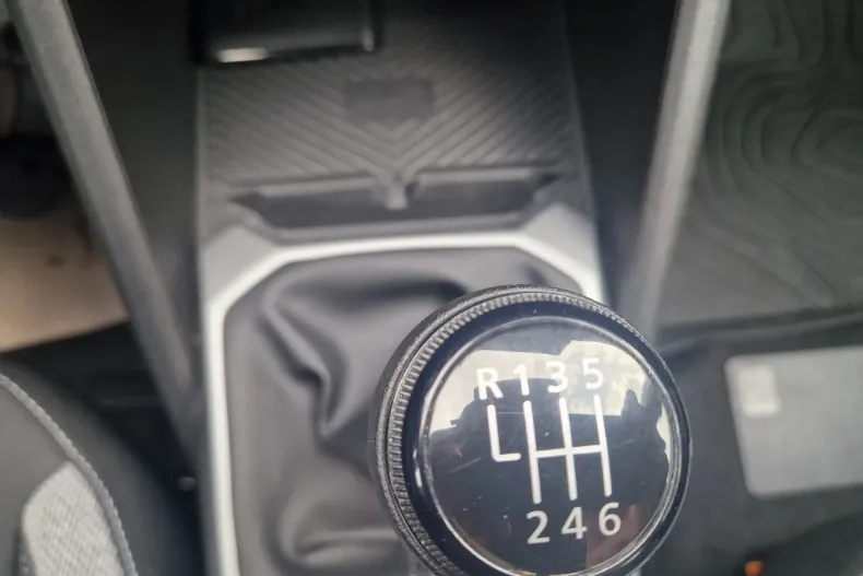 Dacia Bigster din 2025 cu 22.251 km - oferta DAC208302 - foto 26