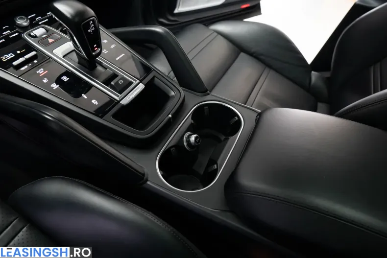 Porsche Cayenne din 2020 cu 143.600 km - oferta POR208304 - foto 14