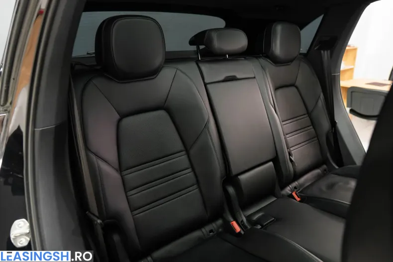 Porsche Cayenne din 2020 cu 143.600 km - oferta POR208304 - foto 33