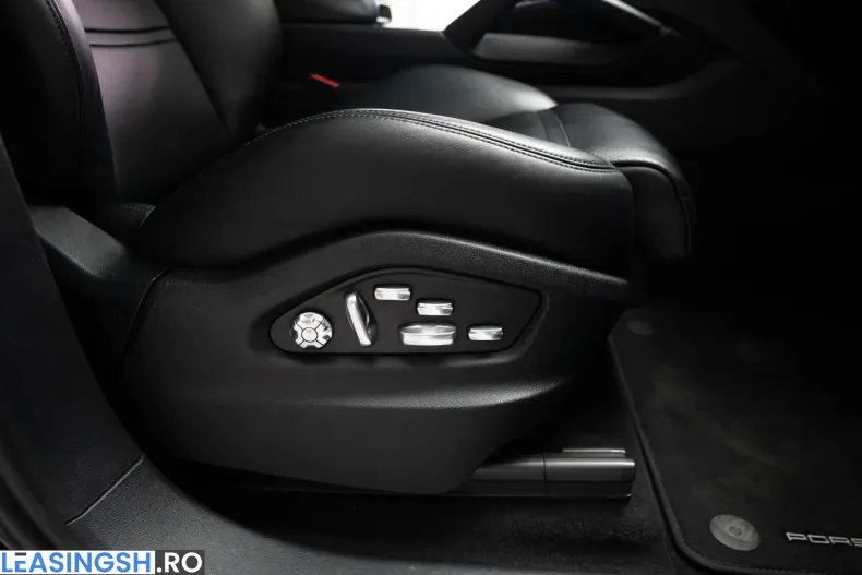 Porsche Cayenne din 2020 cu 143.600 km - oferta POR208304 - foto 34