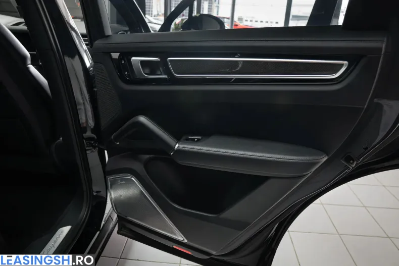 Porsche Cayenne din 2020 cu 143.600 km - oferta POR208304 - foto 37