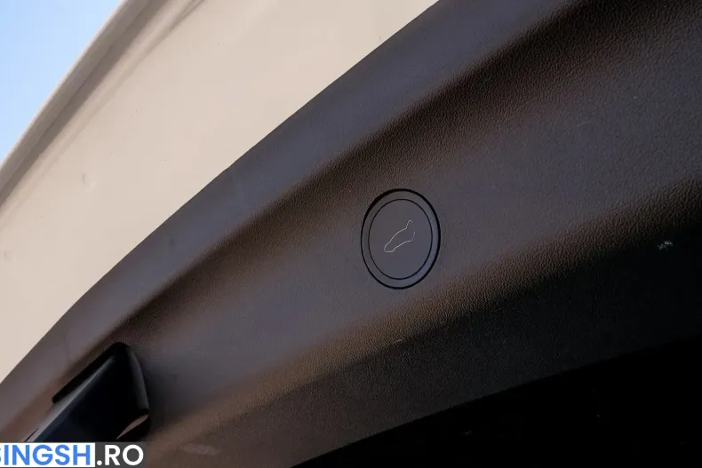 Tesla Model Y din 2023 cu 98.000 km - oferta TES208305 - foto 32