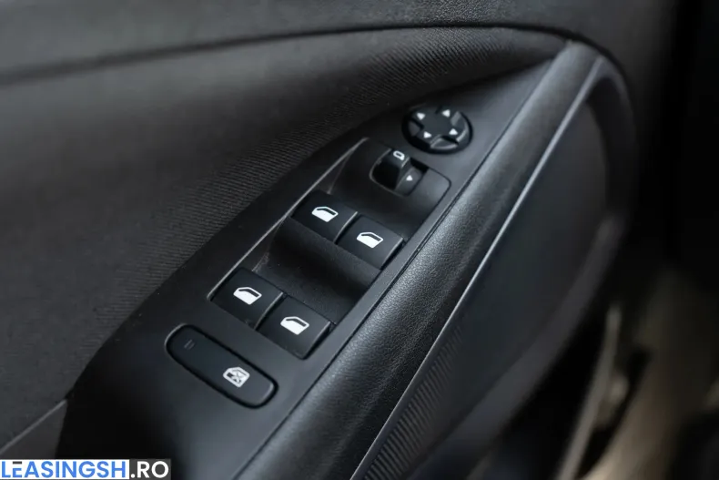 Opel Crossland din 2023 cu 87.922 km - oferta OPE208310 - foto 14