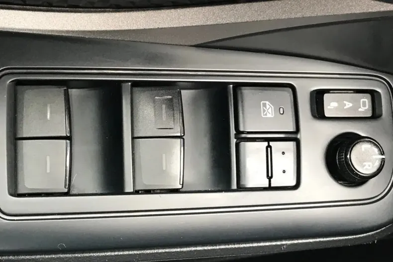 Toyota C-HR din 2020 cu 119.219 km - oferta TOY208311 - foto 25