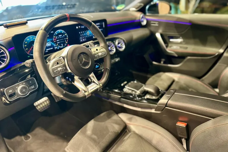 Mercedes-Benz CLA 45 AMG (Clasa CLA) din 2020 cu 80.538 km - oferta MER208313 - foto 18