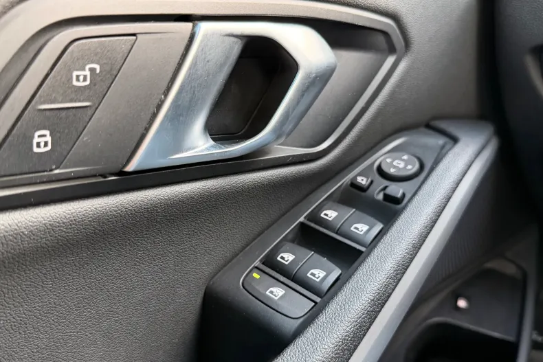 BMW 330e (Seria 3) din 2021 cu 147.044 km - oferta BMW208315 - foto 28