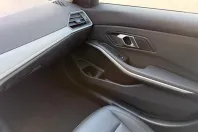 BMW 330e (Seria 3) din 2021 cu 147.044 km - oferta BMW208315 - foto 38