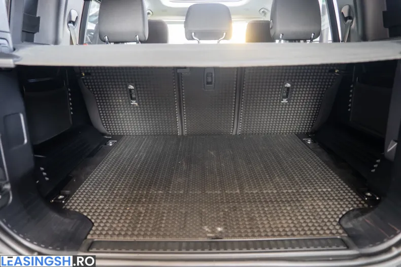 Land Rover Defender din 2022 cu 119.597 km - oferta LAN208320 - foto 9