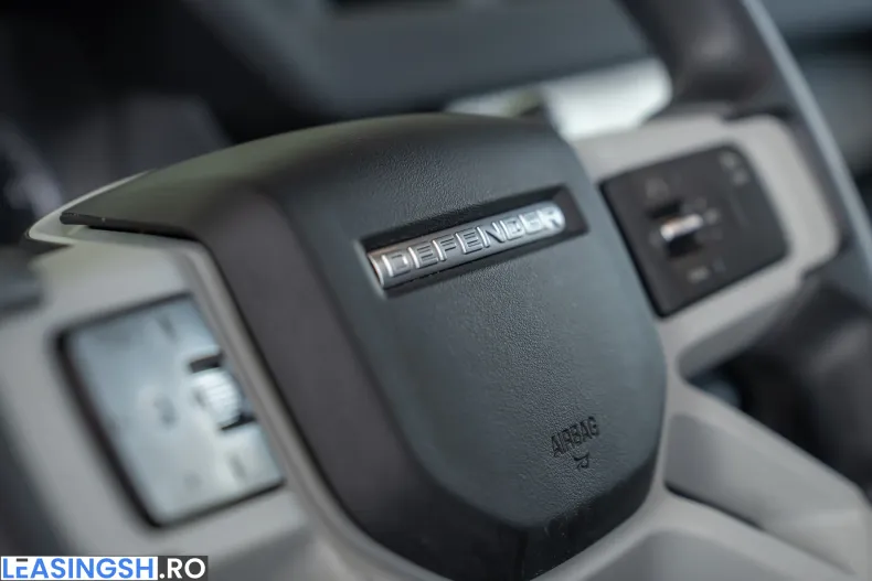 Land Rover Defender din 2022 cu 119.597 km - oferta LAN208320 - foto 18