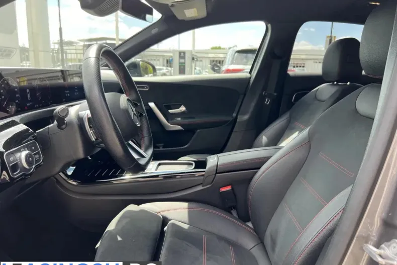 Mercedes-Benz A 220 (Clasa A) din 2022 cu 32.298 km - oferta MER208326 - foto 14