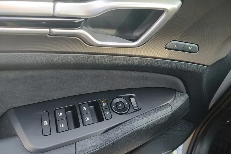 Kia Sportage din 2025 cu 9 km - oferta KIA208329 - foto 8