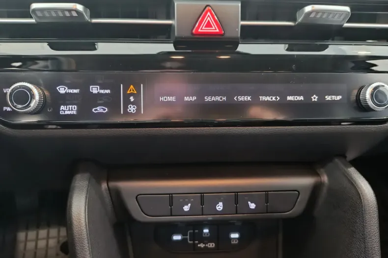 Kia Sportage din 2025 cu 12 km - oferta KIA208330 - foto 18