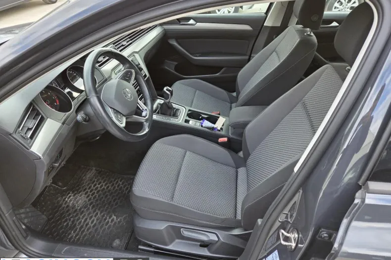 Volkswagen Passat din 2021 cu 57.700 km - oferta VOL208332 - foto 5