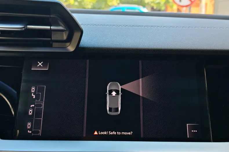 Audi A3 din 2021 cu 192.104 km - oferta AUD208343 - foto 34