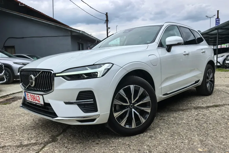 Volvo XC60 din 2022 cu 120.950 km - oferta VOL208353 - foto 2