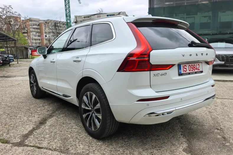 Volvo XC60 din 2022 cu 120.950 km - oferta VOL208353 - foto 5