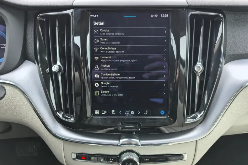 Volvo XC60 din 2022 cu 120.950 km - oferta VOL208353 - foto 18
