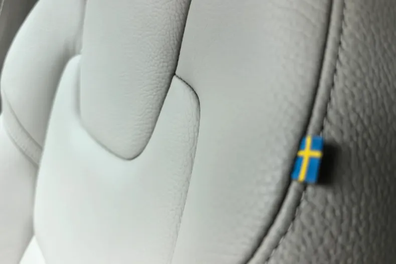 Volvo XC60 din 2022 cu 120.950 km - oferta VOL208353 - foto 27