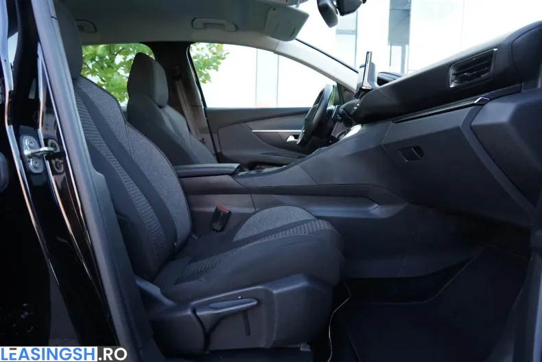 Peugeot 3008 din 2021 cu 137.898 km - oferta PEU208354 - foto 12