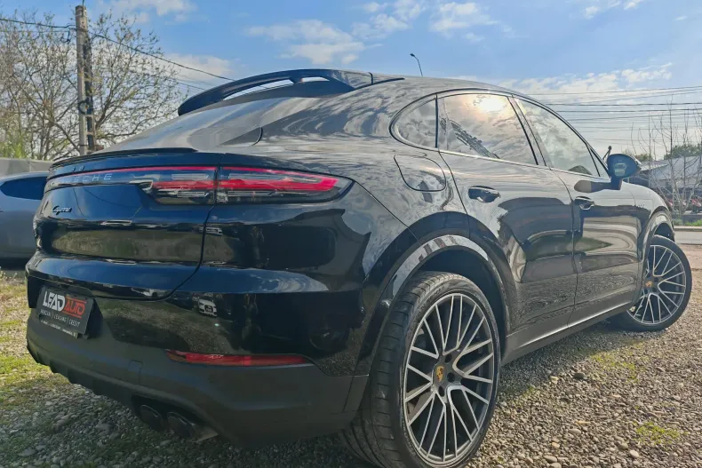 Porsche Cayenne Coupe din 2022 cu 67.772 km - oferta POR208357 - foto 4
