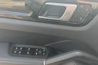 Porsche Cayenne Coupe din 2022 cu 67.772 km - oferta POR208357 - foto 13