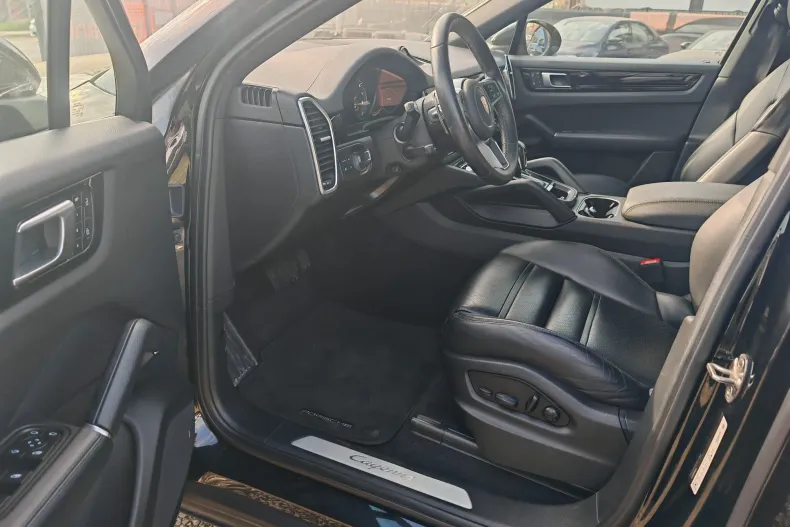 Porsche Cayenne Coupe din 2022 cu 67.772 km - oferta POR208357 - foto 16