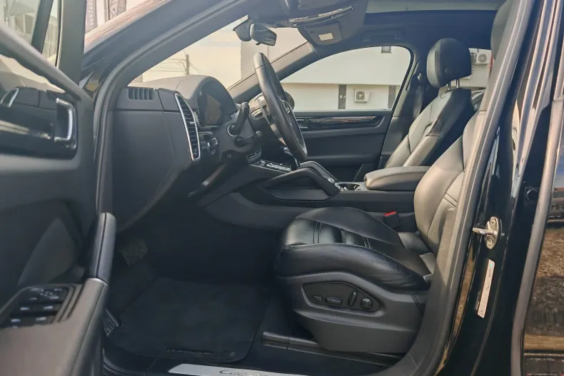 Porsche Cayenne Coupe din 2022 cu 67.772 km - oferta POR208357 - foto 21