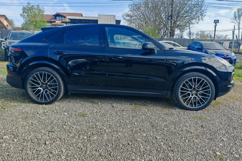 Porsche Cayenne Coupe din 2022 cu 67.772 km - oferta POR208357 - foto 28