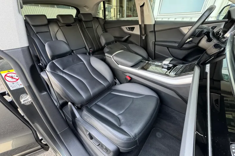 Audi Q8 din 2023 cu 85.577 km - oferta AUD208360 - foto 11