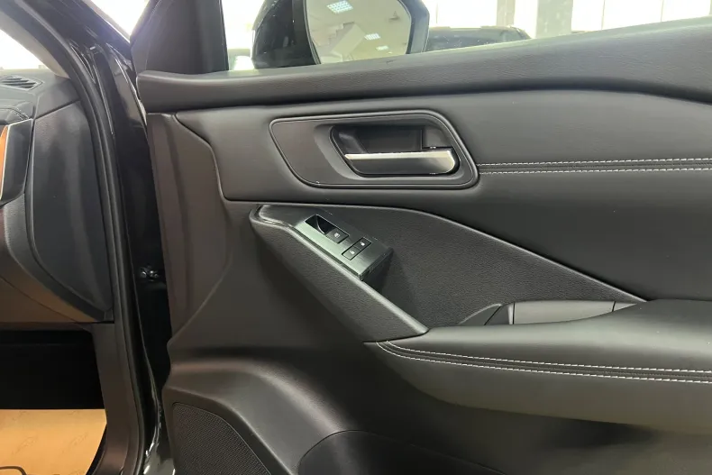 Nissan Qashqai din 2023 cu 29.600 km - oferta NIS208362 - foto 15